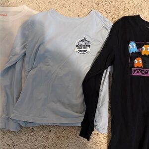 Lot of 3 boys long sleeve t-shirts!